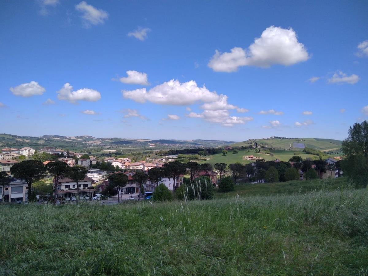 Castelleone di SuasaCasa Borgo Fonte别墅 外观 照片