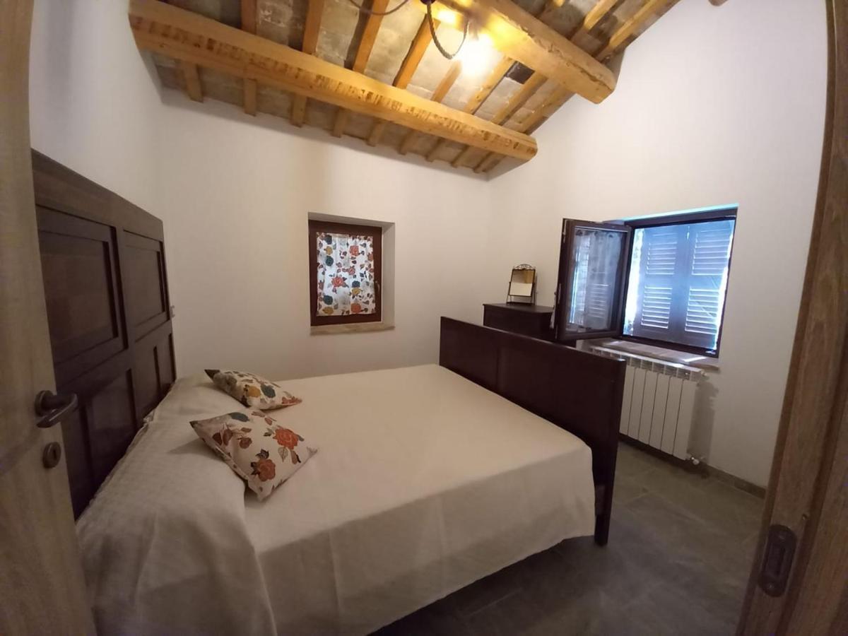 Castelleone di SuasaCasa Borgo Fonte别墅 外观 照片