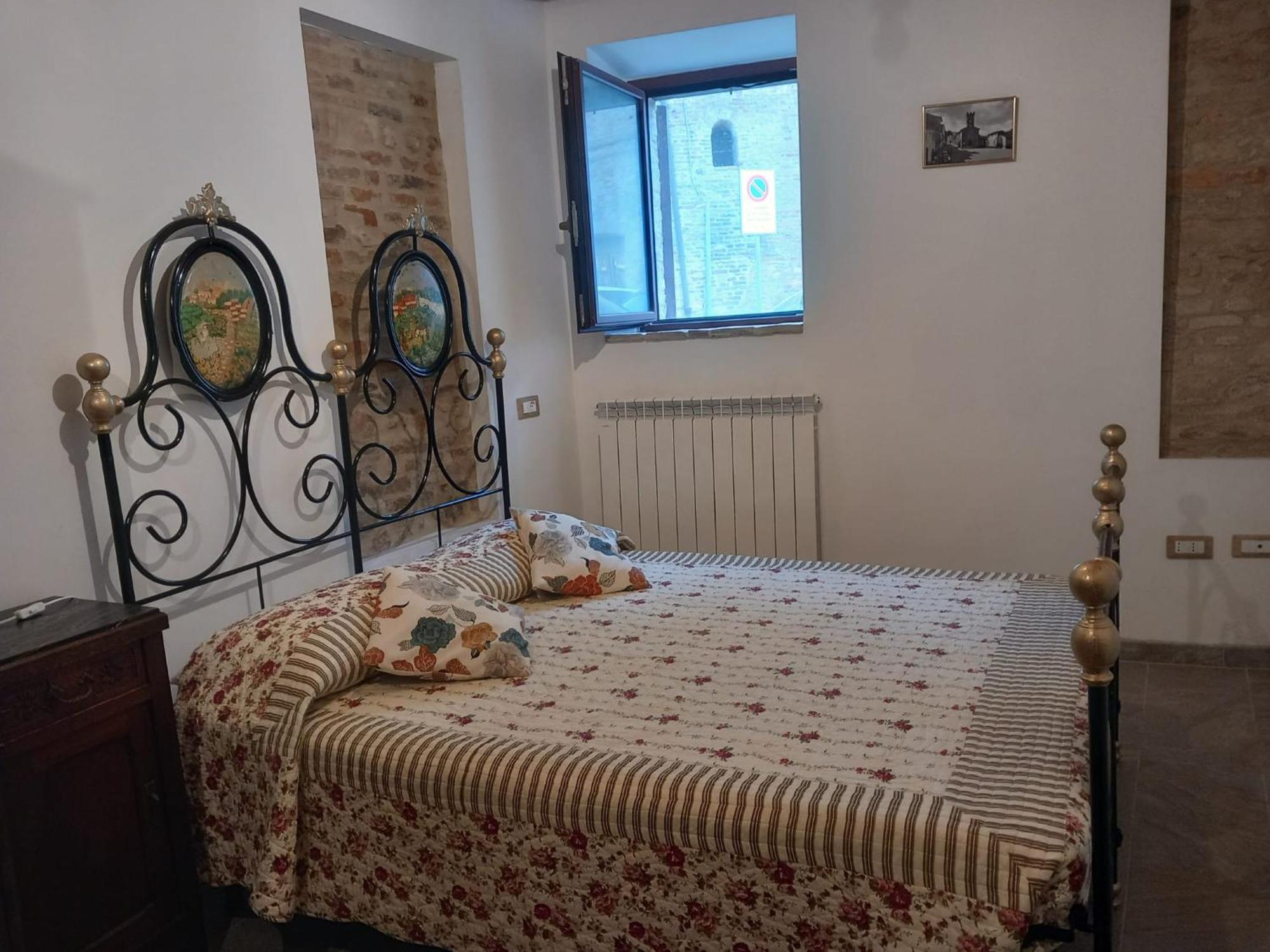 Castelleone di SuasaCasa Borgo Fonte别墅 外观 照片